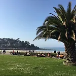 T2 cosy 50m de la plage de Trestraou - petite vue mer